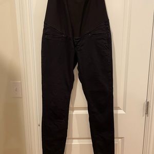 Skinny black maternity jeans
